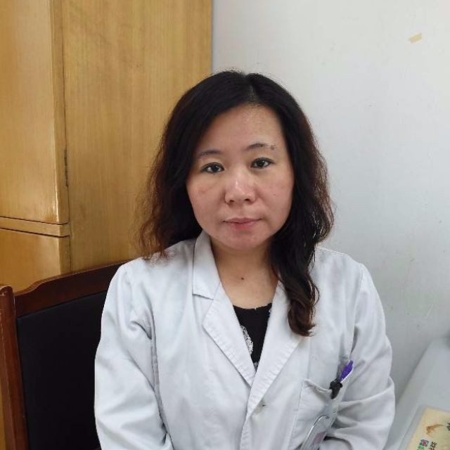 李燕 副主任医师